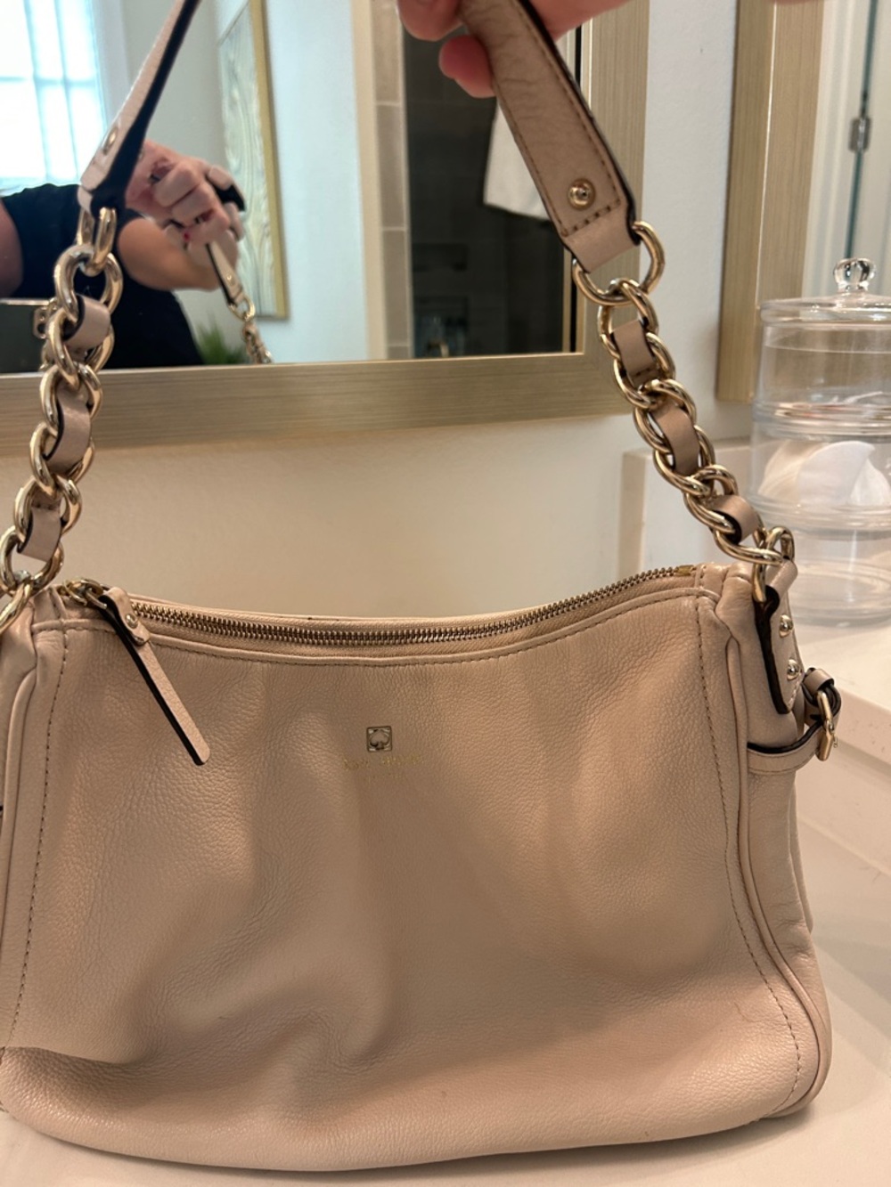 Kate Spade Beige Leather Shoulder Bag with Gold Chain Accent